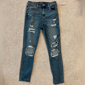 Abercrombie High Rise Super Skinny Jean